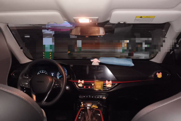 Used CHANGAN OSHAN X5 2021 Revised Version 1.5T DCT Luxury Edition Center Console