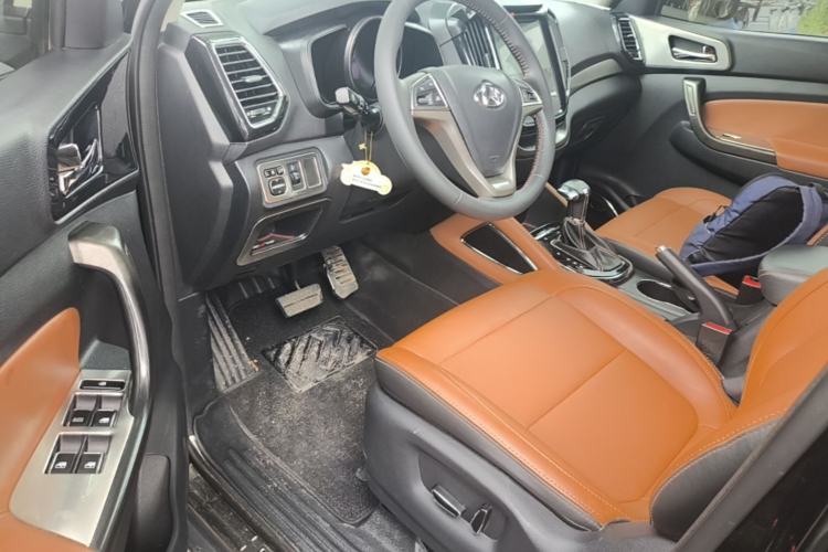 Used CHANGAN OSHAN CX70 2017 CX70T 1.5T Automatic Zunqing Edition
