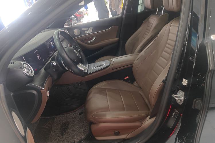 Used Mercedes-Benz E-Class 2023 Restyled E 300 L Sport Luxury Edition Left Front Seat