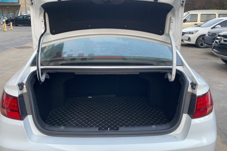 Used Geely Auto Emgrand GL 2021 UP 1.4T CVT Leading Edition Trunk