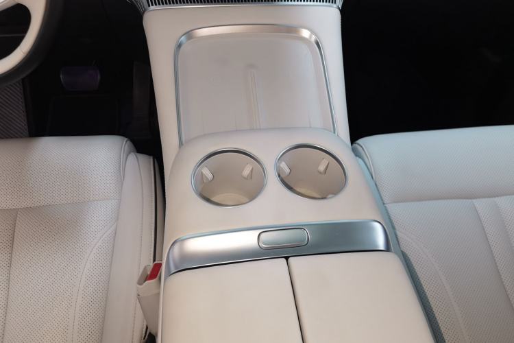 Used XPeng X9 2024 702 Ultra-Long Range Max
