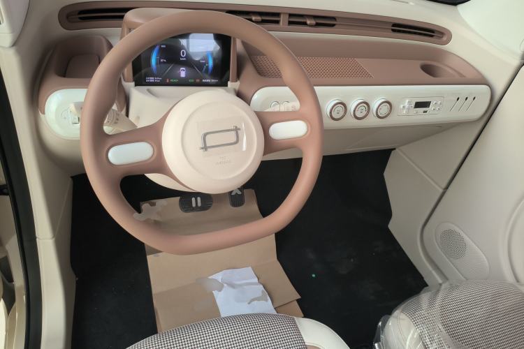 Used Bestune Pony 2026 222km Colorful Horse Center Console