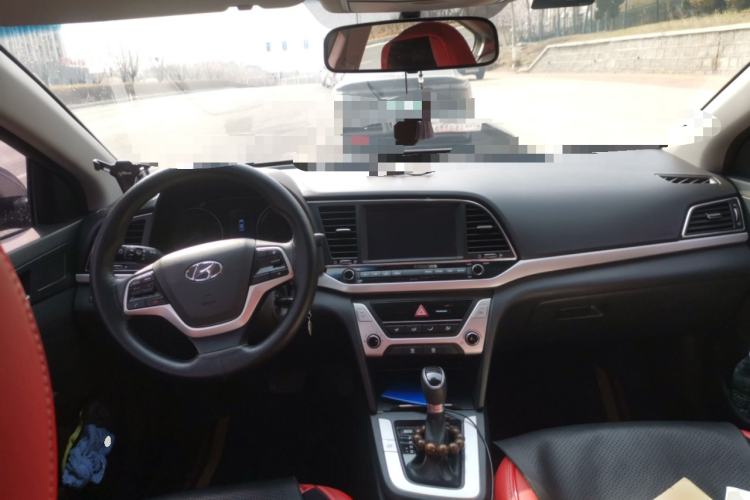 Used Hyundai Elantra (6th Generation / Lingdong) 2016 1.6L Automatic ZhiXuan – Elite Version Center Console