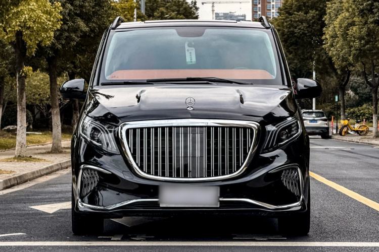 Used Mercedes-Benz Vito 2023 2.0T Elite Version 7 Seats