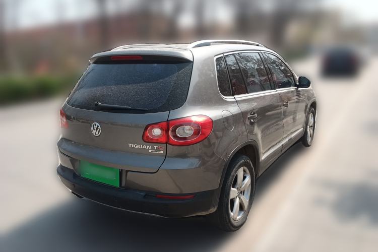 Used Volkswagen Tiguan 2010 1.8TSI Automatic All-Wheel-Drive Elite Edition Rear Right 45 Deg