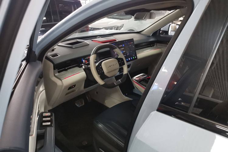 Used JETOUR Dashing i-DM 2022 1.5T DHT Lightning 02
