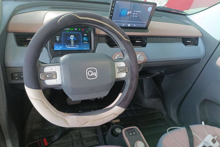 Used Chery QQ Ice Cream 2024 Edition Youth Version 205km Sundae