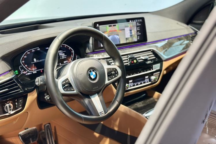 Used BMW 6 Series GT 2021 Restyled 630i M Sport Package Interior 2