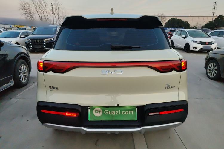 Used BYD Yuan UP 2024 301KM Leading Edition