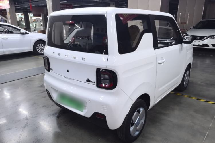 Used Geely Galaxy Panda 2024 Panda Mini 200km Endurance Bear
