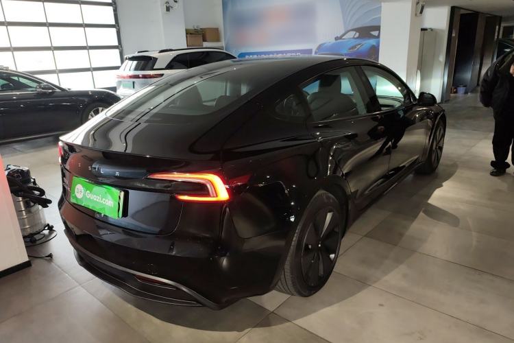 Used Tesla Model 3 2023 Rear-Wheel-Drive Version