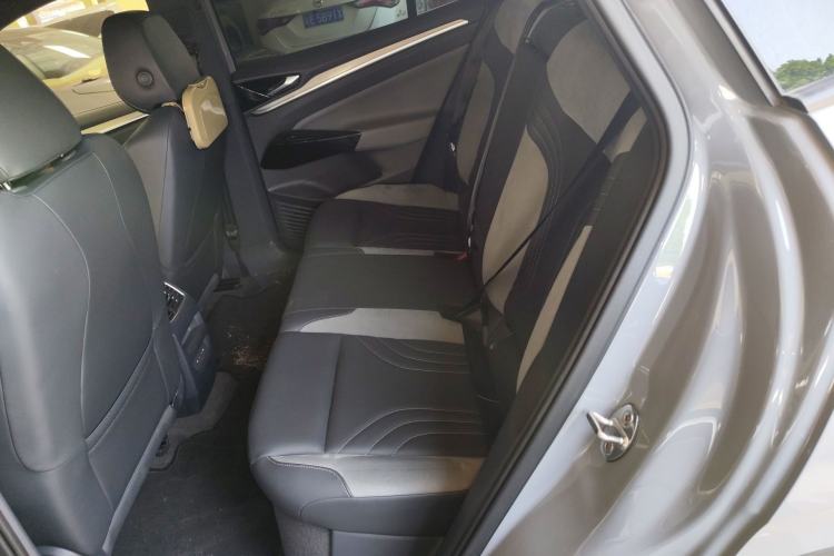 Used Volkswagen ID.4 CROZZ 2022 Long-Range PRO Edition Left Rear Seat