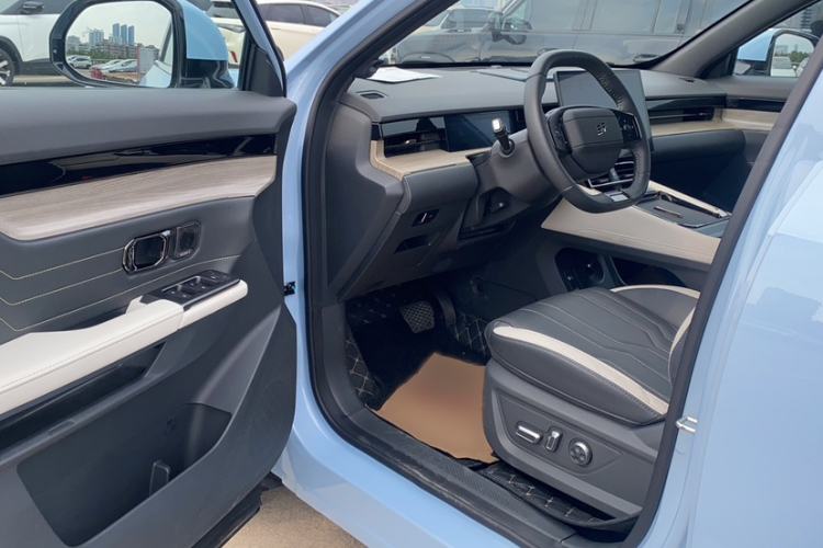 Used JETOUR Shanhai L6 2024 1.5TD DHT ULTRA