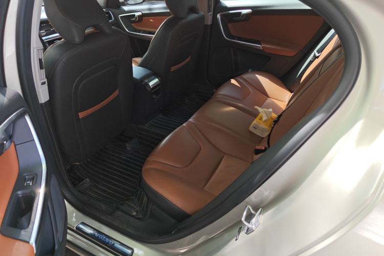 Used Volvo S60 2019 S60L Facelift T5 Intelligent Advanced Edition
