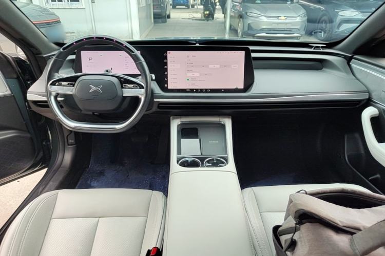 Used XPeng P7 2023 P7i 702 Pro Center Console