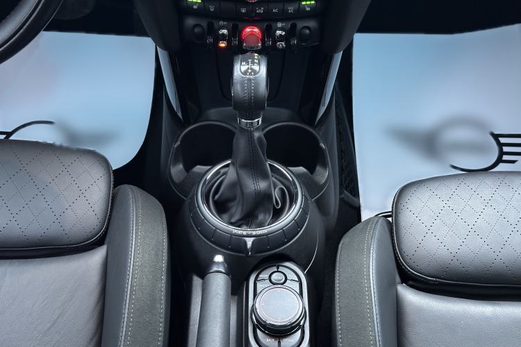 Used MINI MINI 2015 2.0T COOPER S Five-Door Edition