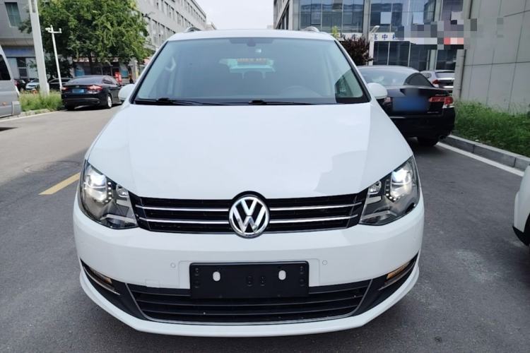 Used Volkswagen Sharan 2014 2.0 TSI Comfort Model
