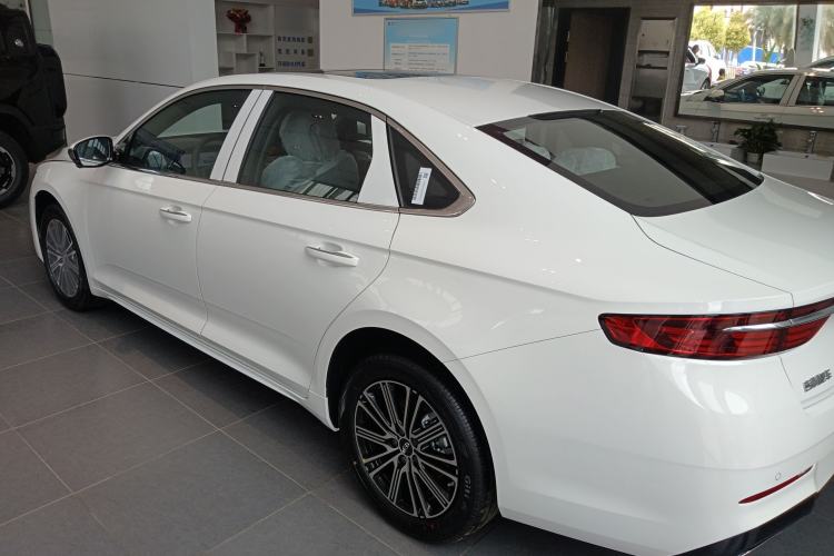 Used Geely Auto Preface 2026 Model Oriental Yao 1.5TD Fuyao Edition Rear Left 45 Deg