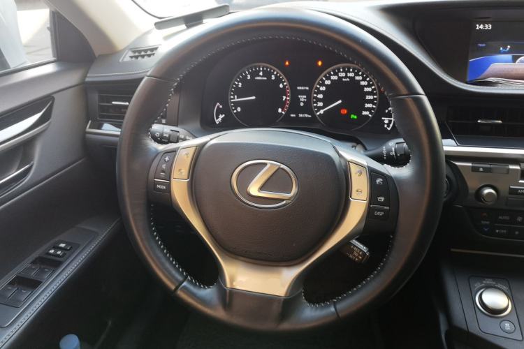 Used Lexus ES 2014 250 Elite Edition
