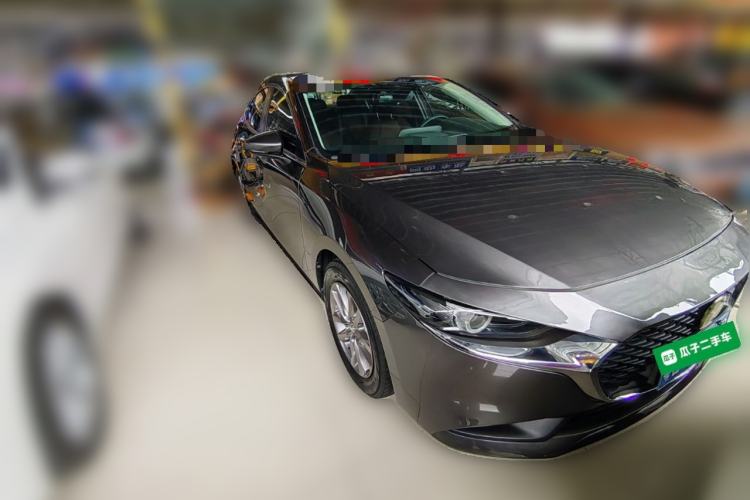 Used Mazda 3 Axela 2020 1.5L Automatic ZhiMei Edition Front Right 45 Deg