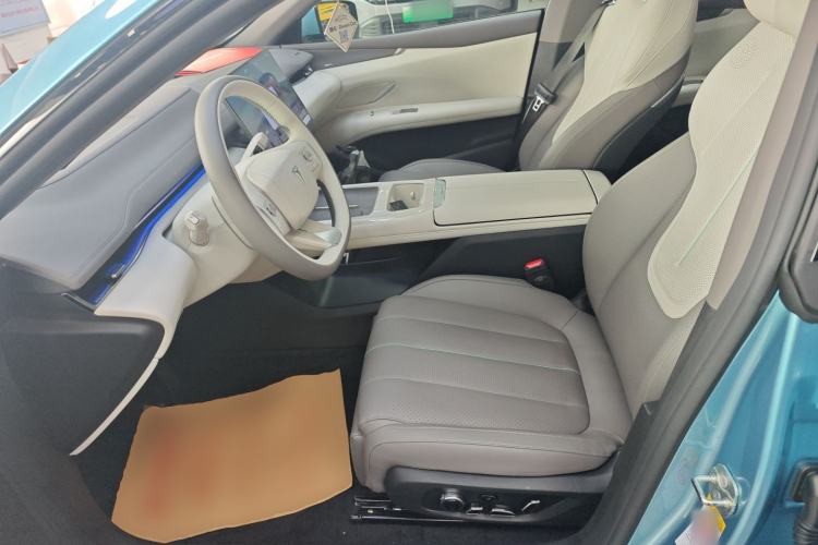 Used Deepal L07 2025 230 Ultra Qiankun Intelligent Driving ADS SE Range-Extended Version
