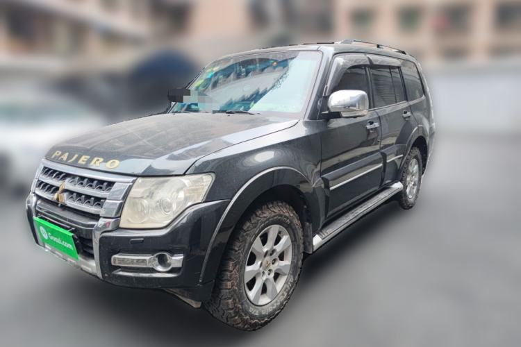 Used Mitsubishi Pajero 2016 3.0L Automatic Prestige Version China IV Standard