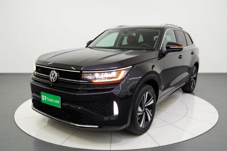 Used Volkswagen Tavendor 2024 Facelifted 380TSI All-Wheel Drive R-Line Cruise Premium Edition
