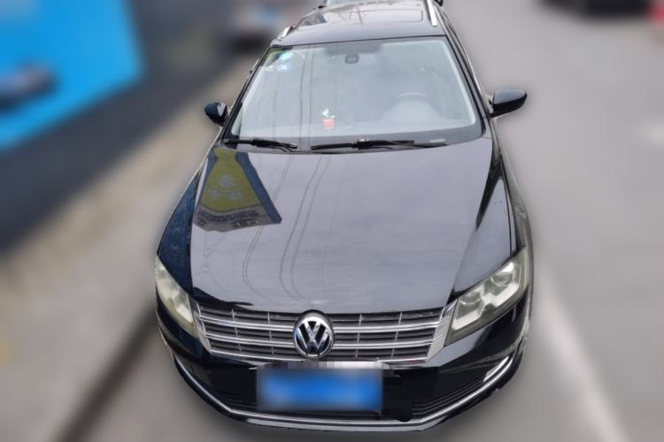 Used Volkswagen Gran Lavida 2013 1.4 TSI Automatic Luxury Model Front