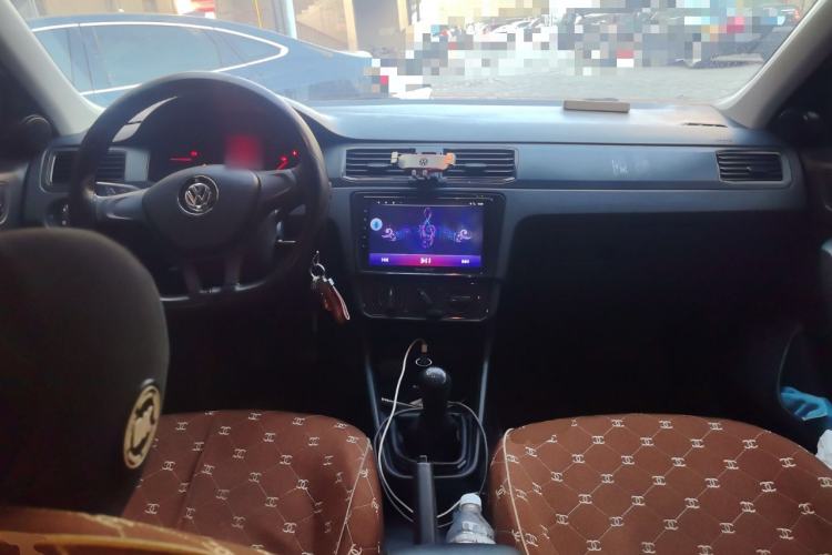 Used Volkswagen Santana 2019 1.5L Manual Fashion Edition China VI Standard Center Console