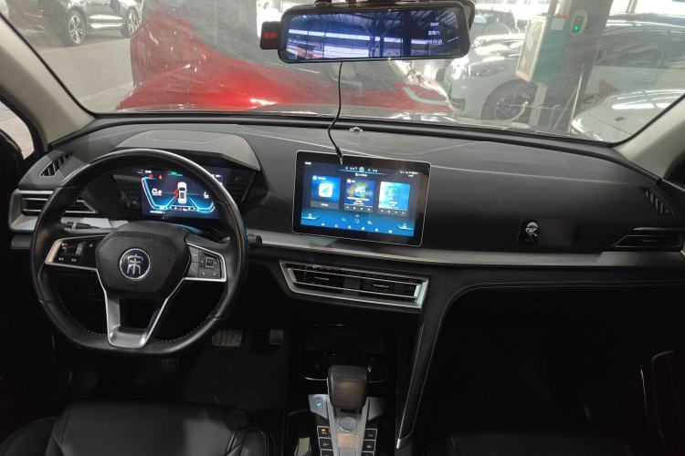 Used BYD Song Pro 2019 1.5T Automatic Elite Edition Center Console