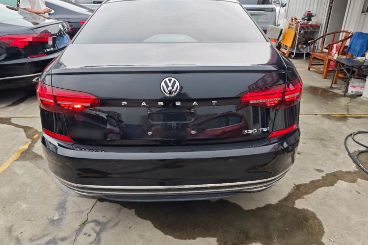 Used Volkswagen Passat 2020 330TSI Elite Edition China VI Rear