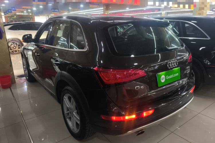 Used Audi Q5 2017 Plus 40 TFSI Technology Model