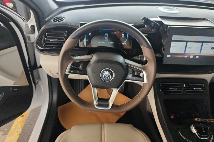 Used BYD Qin PLUS 2024 HONOR Edition DM-i 55KM Leading Model
