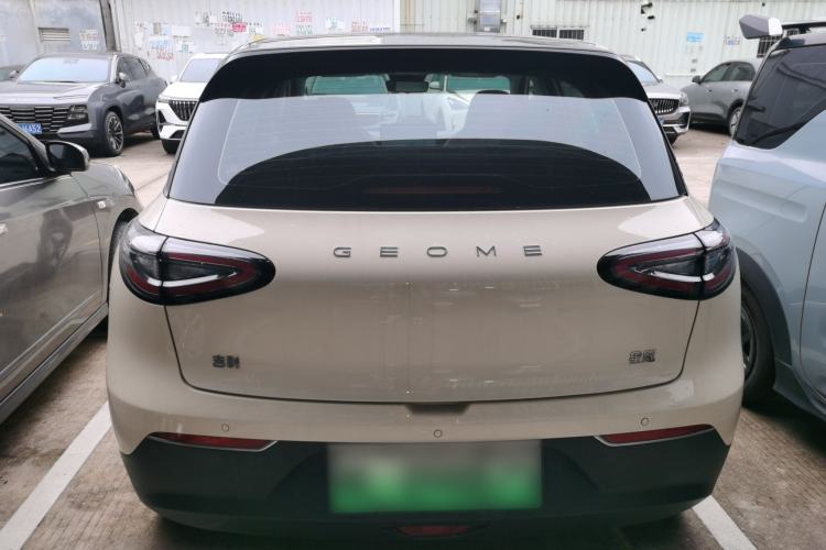 Used Geely Galaxy Geome 2025 UP 410km Exploration+ Edition
