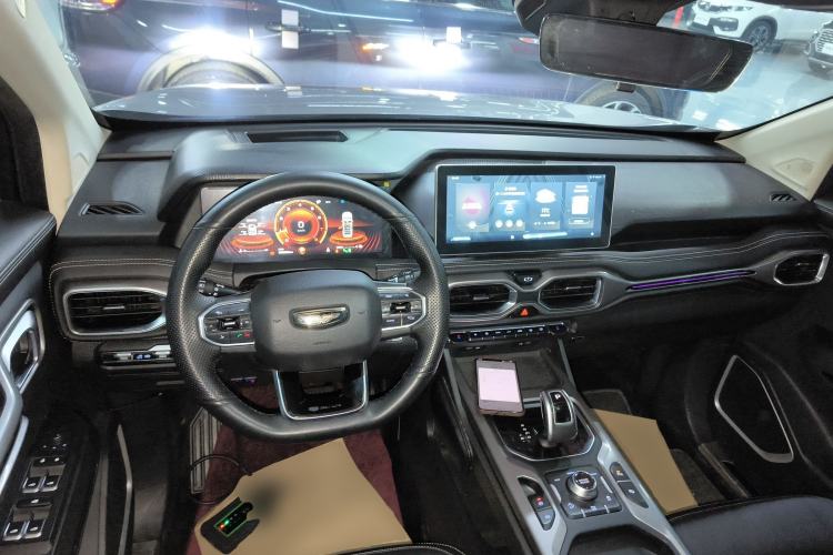 Used Geely Auto Haoyue 2020 1.8TD DCT Flagship 7-Seater Center Console