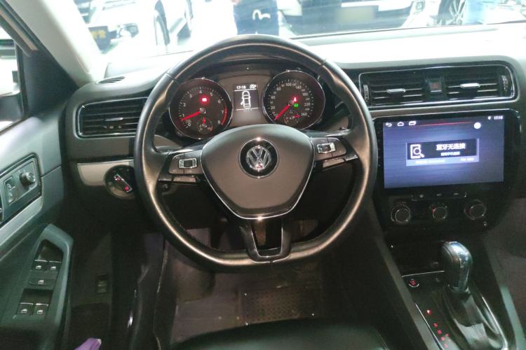 Used Volkswagen Sagitar 2018 280TSI DSG Comfort Model
