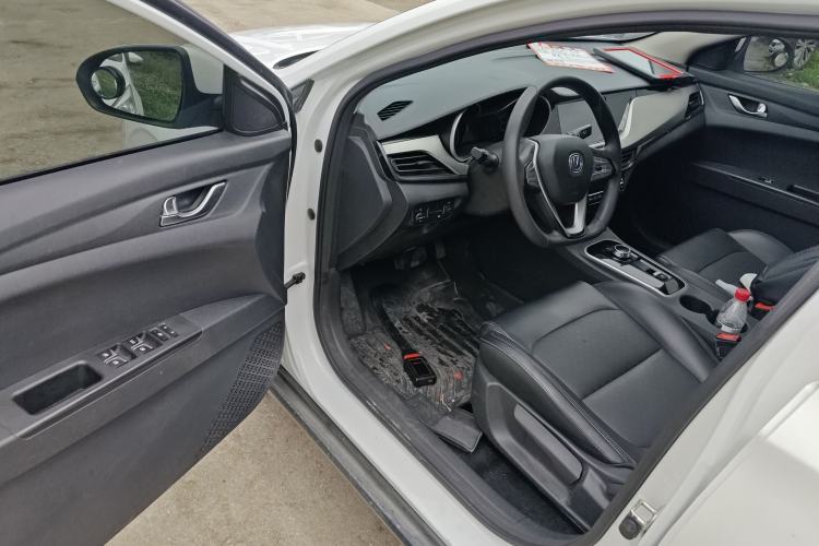 Used CHANGAN Eado New Energy 2022 EV460 Smart Ride-Hailing Edition – Lithium Iron Phosphate Driver Seat