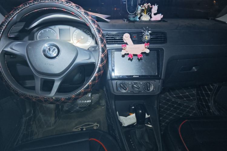 Used Volkswagen Santana 2018 1.5L Automatic Fashion Edition
