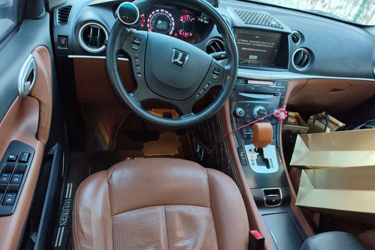 Used Luxgen Great 7 SUV 2012 Limited-Edition Sharp Edition 2.2T Four-Wheel-Drive Flagship Model Steering Wheel