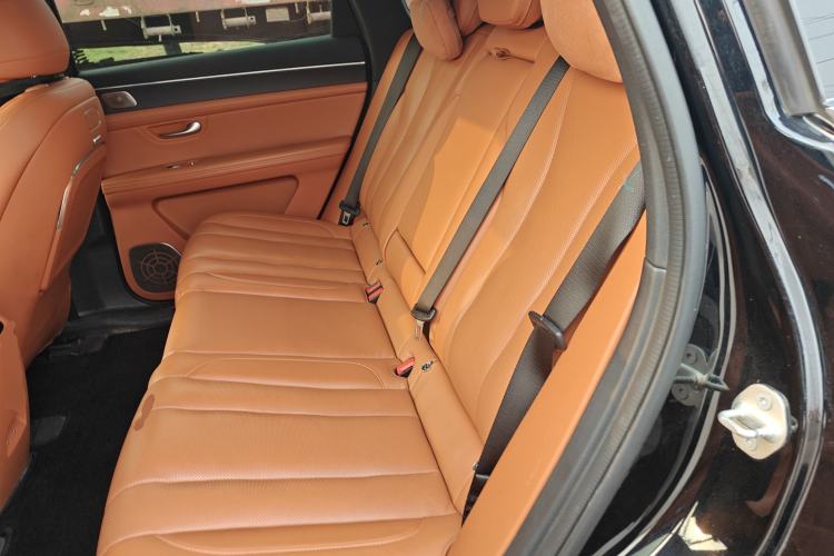 Used Hima AITO M7 2024 1.5T Intelligent Drive 4WD Ultra Version 5 Seats Left Rear Seat