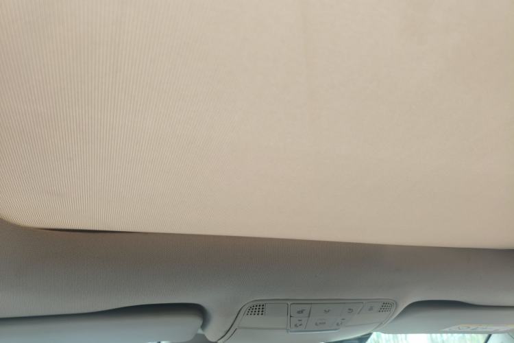 Used Mercedes-Benz C-Class New Energy 2016 C 350 eL Headliner