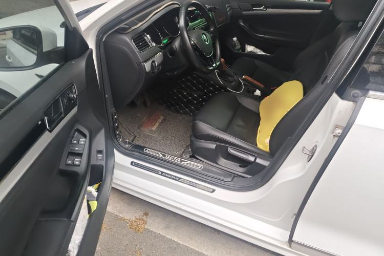 Used Volkswagen Sagitar 2018 1.6L Automatic Comfort Model
