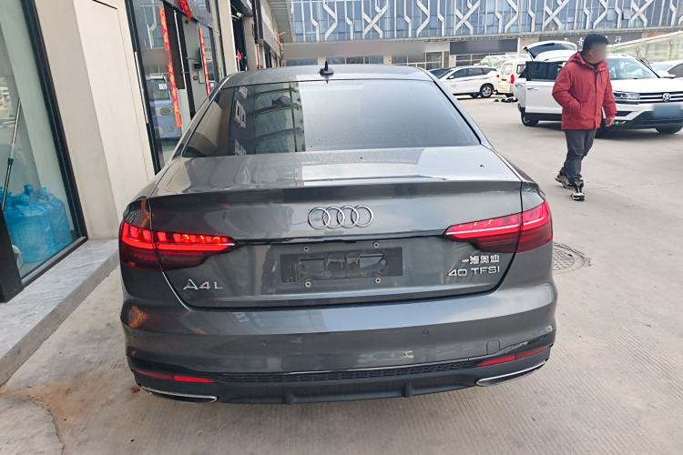 Used Audi A4L 2022 40 TFSI Luxury Dynamic Model
