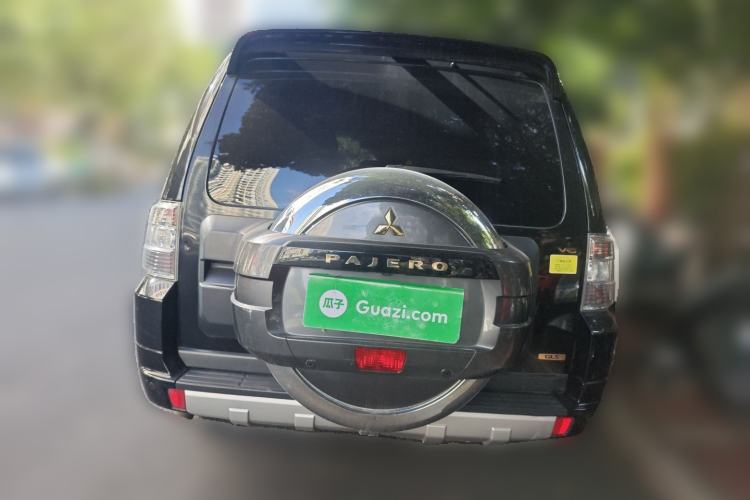 Used Mitsubishi Pajero 2016 3.0L Automatic Prestige Version China V Standard