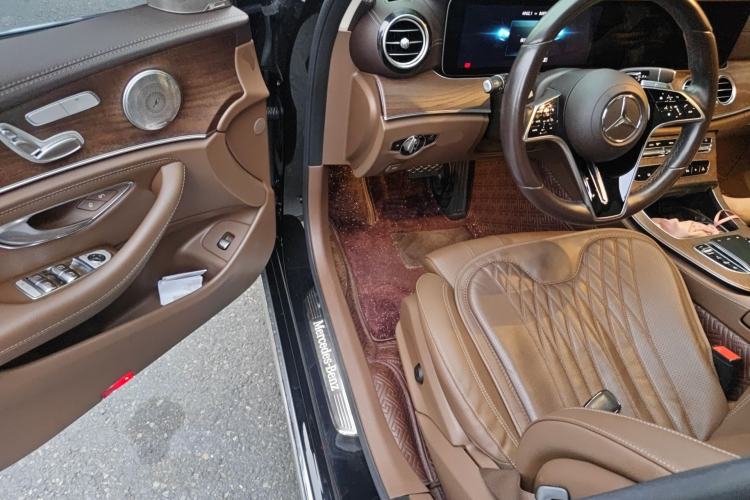 Used Mercedes-Benz E-Class 2021 E 260 L
