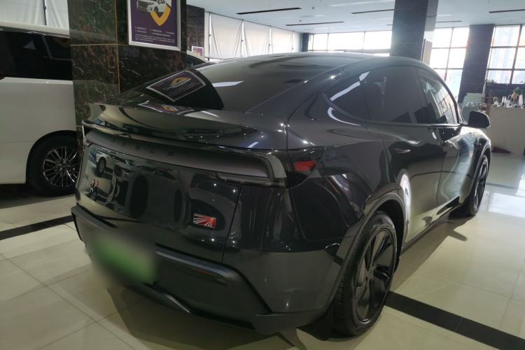 Used Tesla Model Y 2025 Long-Range All-Wheel Drive First Edition