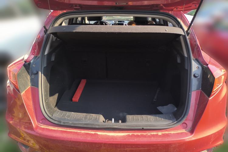 Used CHANGAN Eado 2013 1.6L Manual Junkuo Model China IV Standard Trunk