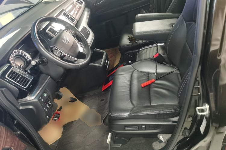 Used Honda Elysion 2016 2.4L Luxury Edition
