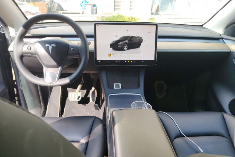 Used Tesla Model Y 2022 Rear-Wheel-Drive Version
