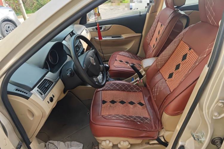 Used Buick Excelle 2013 1.5L Manual Classic Model